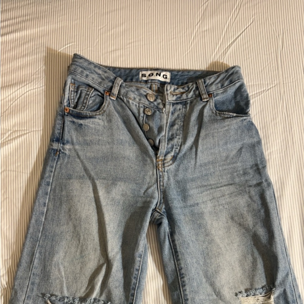 S.O.N.G Wide leg jeans.